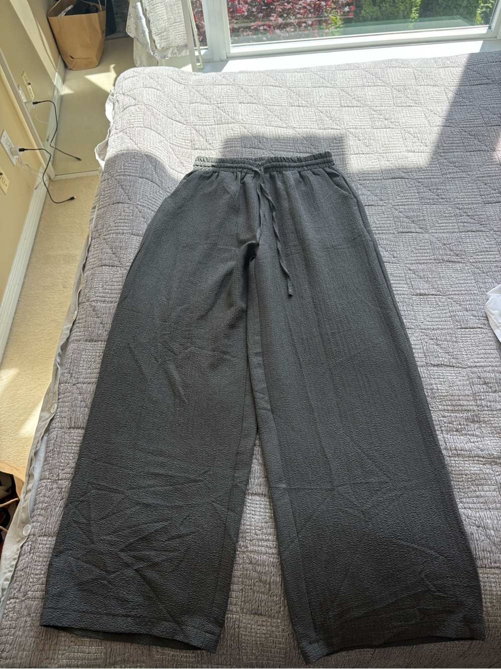 Brand New Wide Leg Drawstring Pants - Gray